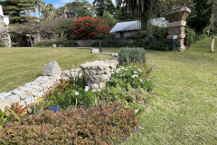 Tanilba-House-garden-stone-sun-dial_result